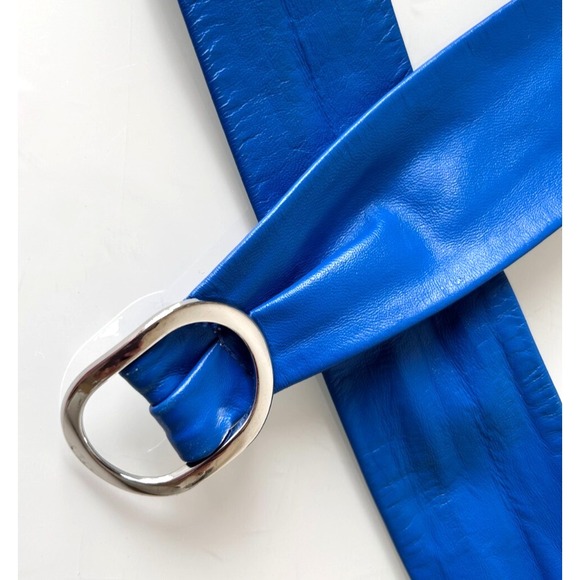 80's Leather Cinch Waist Slide Belt Silver Tone Oval Buckle USA Blue Size Medium - Picture 4 of 8